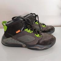 Jordan Mars 270 Elektro Grün Sneaker  Gr.42.5 Hessen - Hessisch Lichtenau Vorschau