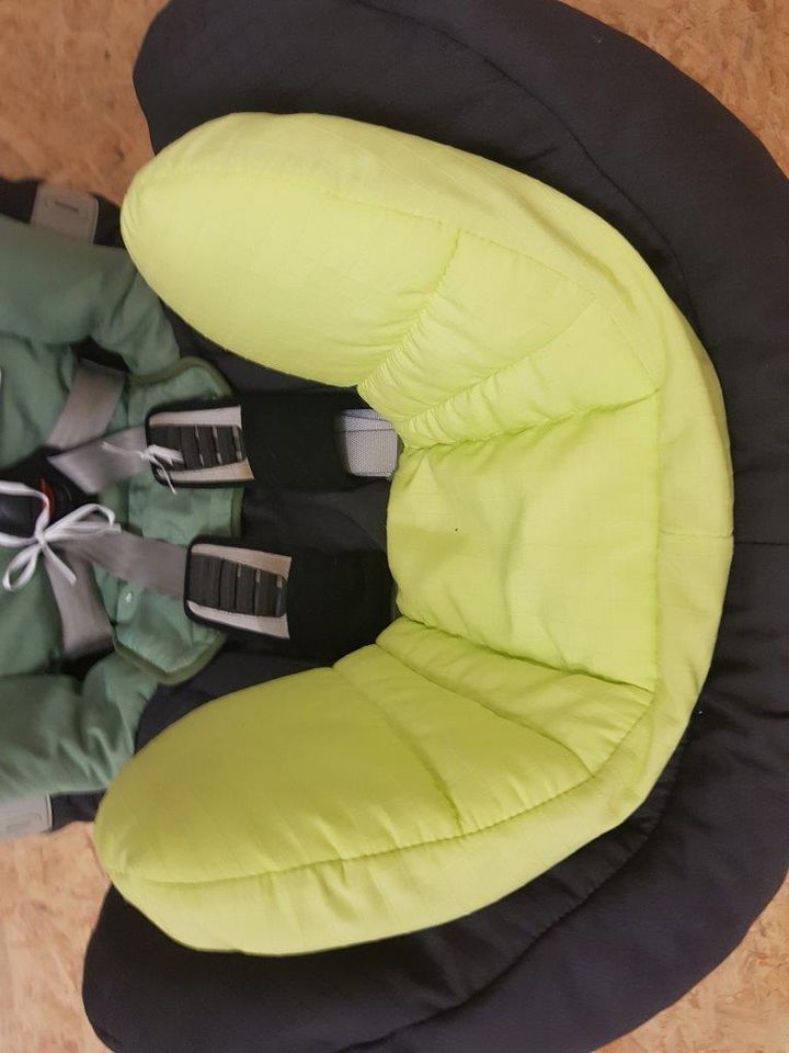 Römer Kindersitz fürs Auto/ mit Isofix/ gebraucht, aber guter Zus in Abtsgmünd