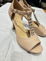 Neue High Heels Sandalen, Sommerschuhe mit Strass und Perlen Bayern - Forchheim Vorschau