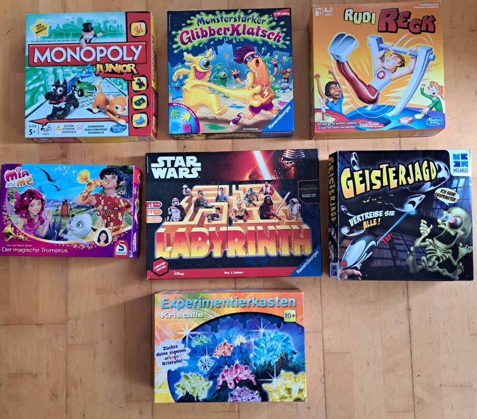 Spiele, Mia and me,Monopoly Junior,Geisterjagt,Star Wars usw.. in Lünen