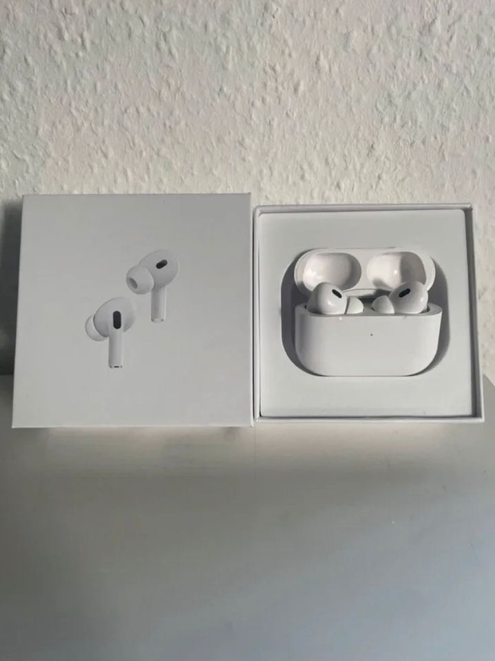 Apple Airpods Pro ( Nur Versendung) in Potsdam