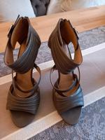 High Heels Niedersachsen - Hesel Vorschau