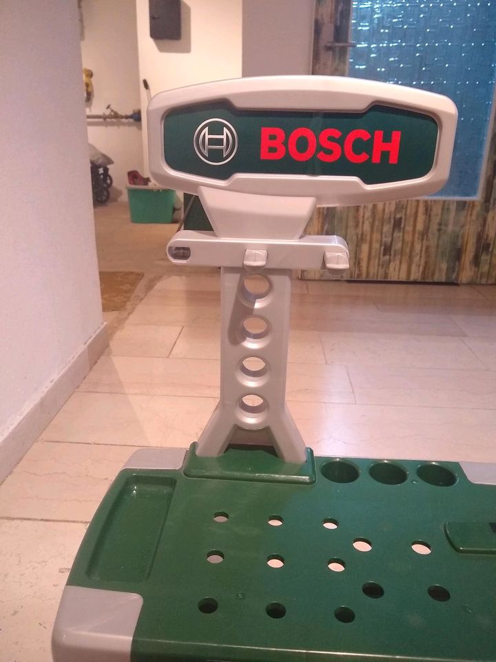 Bosch Junior Werkbank in Heßheim