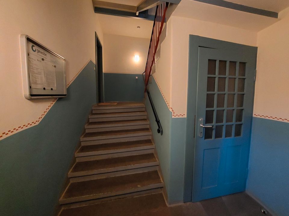 Neu renovierte 2 Zimmerwohnung  im Erdgeschoss mit Wannenbad in Dresden in Dresden