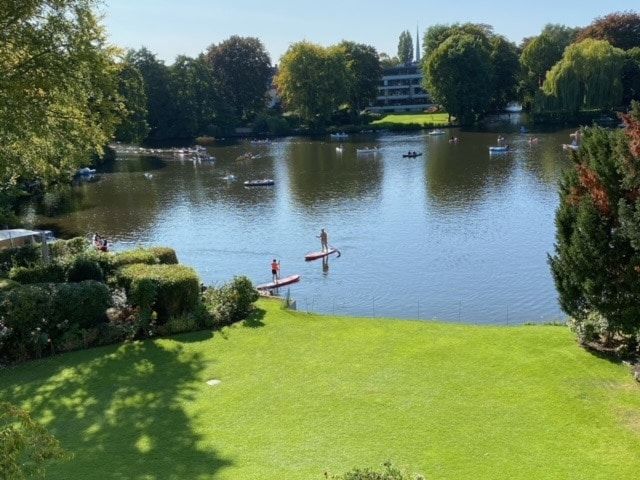 Luxus Wohnung direkt am Rondeelteich Absolute Rarität in dieser Lage! Sehr gut vermietet! in Hamburg