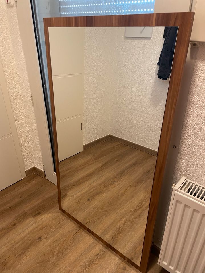 Spiegel im Holzoptik in Lüdenscheid
