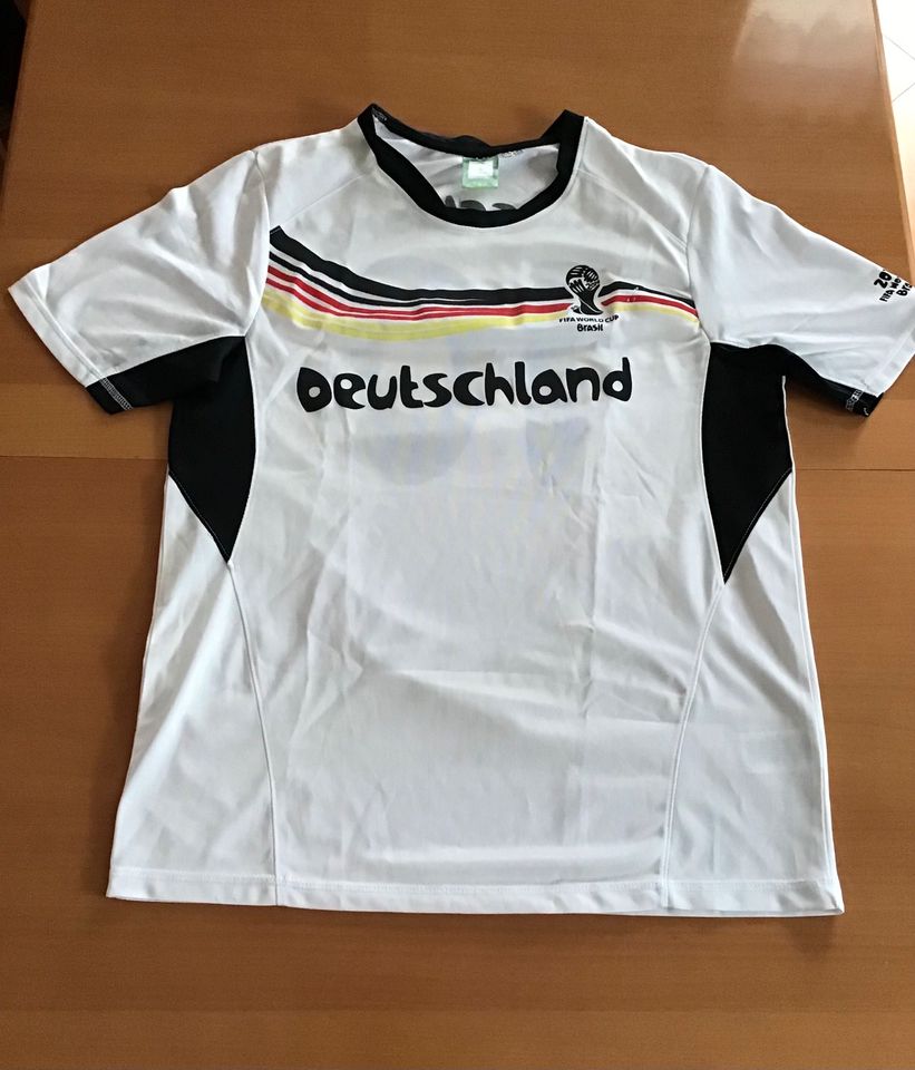 Fußball T-Shirt weiß Gr. M 48/50 38/40 Deutschland in Murnau am Staffelsee