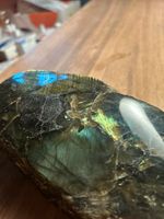 Wunderschöner Labradorit opalisierender Stein top Zustand Opal Bayern - Bad Feilnbach Vorschau