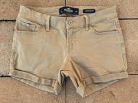 Hollister Shorts kurze Hose hot pants Gr.  W 25 W25 Rheinland-Pfalz - Essingen Vorschau