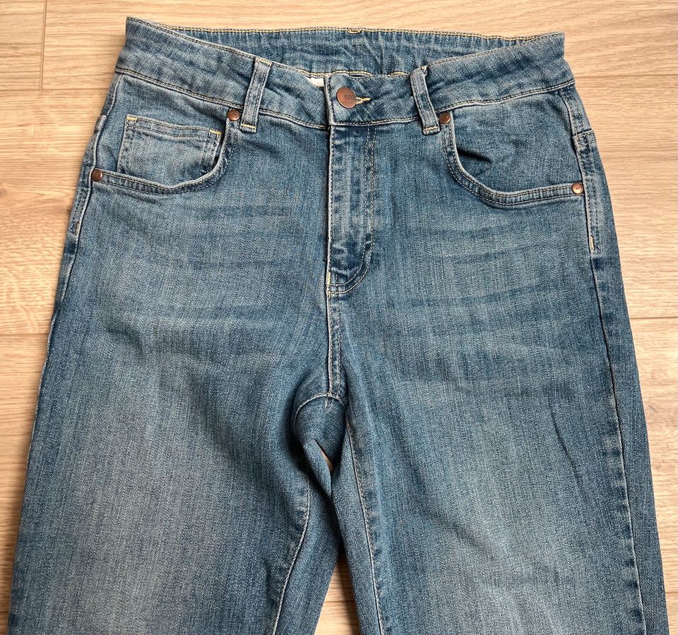 FiT-Z  Jeans Gr. 176 in Königsfeld