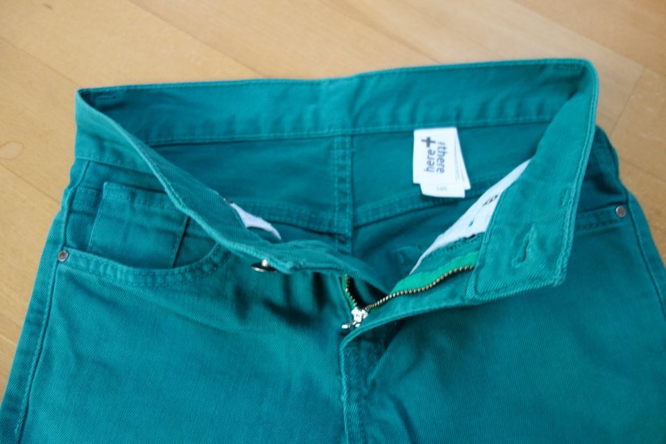 3 Stk. Jeans  C&A  Gr. 146 Top Zustand in Neu-Isenburg