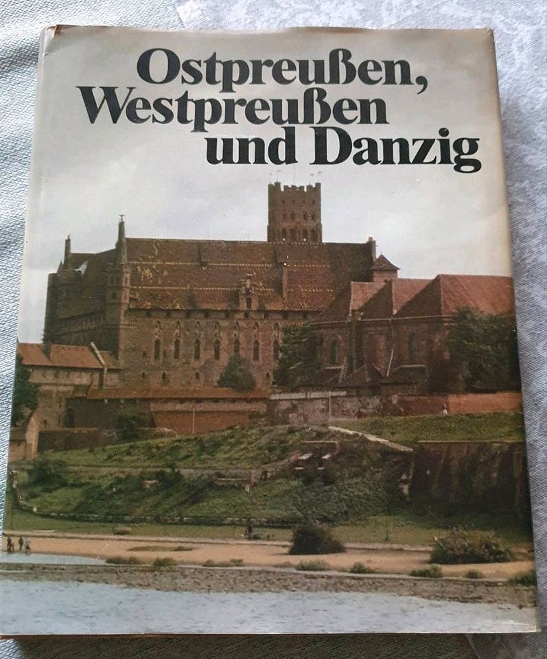 Bücher 8 Stück, Ostpreußen in Spalt