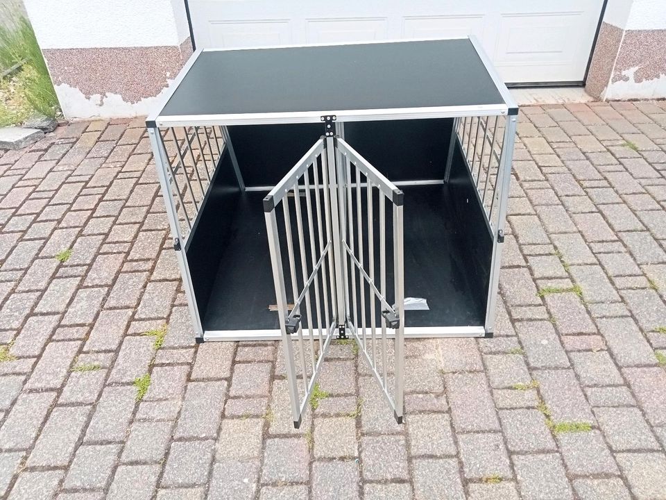 Hundetransport Box groß in Ruppertshofen (Taunus)