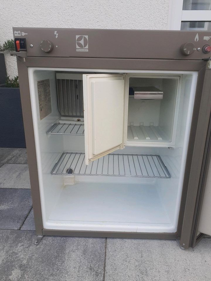 Electrolux RM 200 B, Absorberkühlschrank, Wohnmobil,  Wohnwagen in Talheim