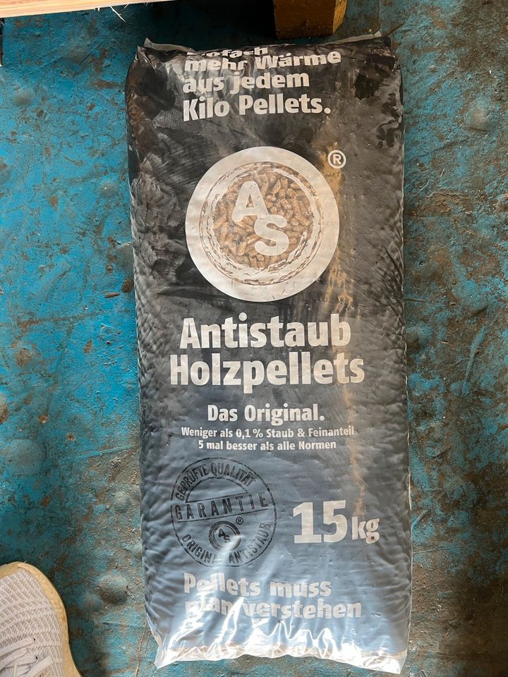 Antistaub Holzpellets Pellet für Heizung/Ofen je 15kg in Bielefeld