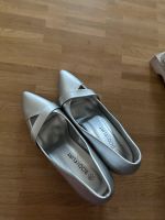 Silberne Heels von Jumex München - Thalk.Obersendl.-Forsten-Fürstenr.-Solln Vorschau