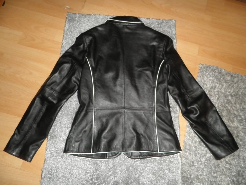 Lederjacke von TCM Gr.38 Blazerstyle Top!!! in Saarbrücken