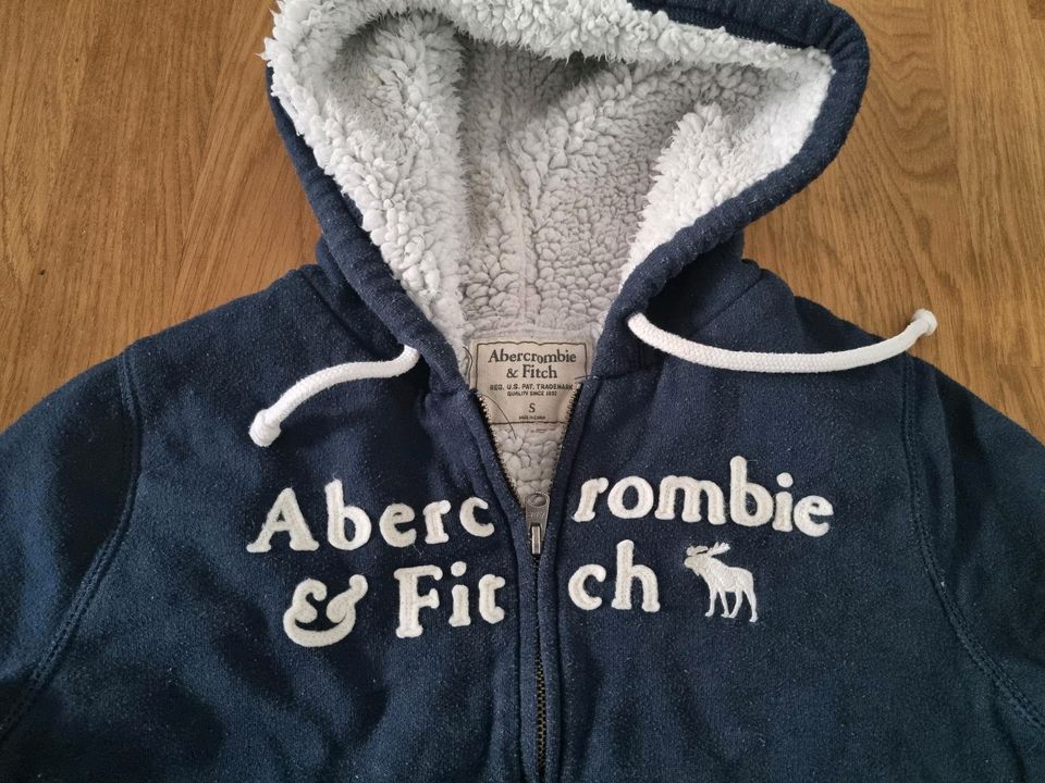 ABERCROMBIE FITCH JACKE GR S in Berlin