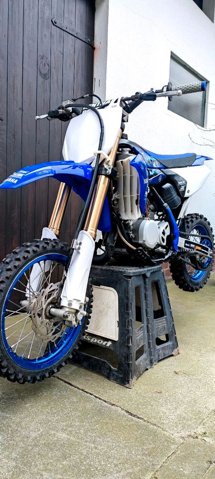 Yamaha YZ65 (keine sx 65, tc 65 oder kx 65) in Isenbüttel