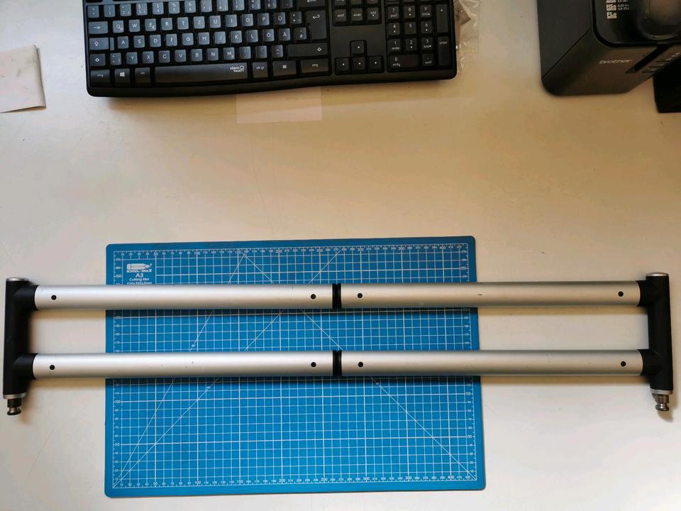 Mercedes-Benz A2118990261 Easy Pack Fixkit, Gepäcksicherung in Grevenbroich