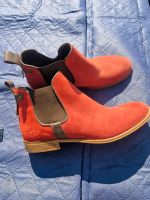 Mustang Stiefelette Chelseaboots Gr 44 Damen neuwertig rot Leder Nordrhein-Westfalen - Ibbenbüren Vorschau