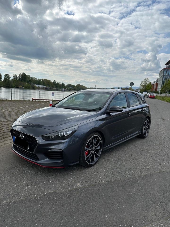 Hyundai i30 N in Wiesbaden