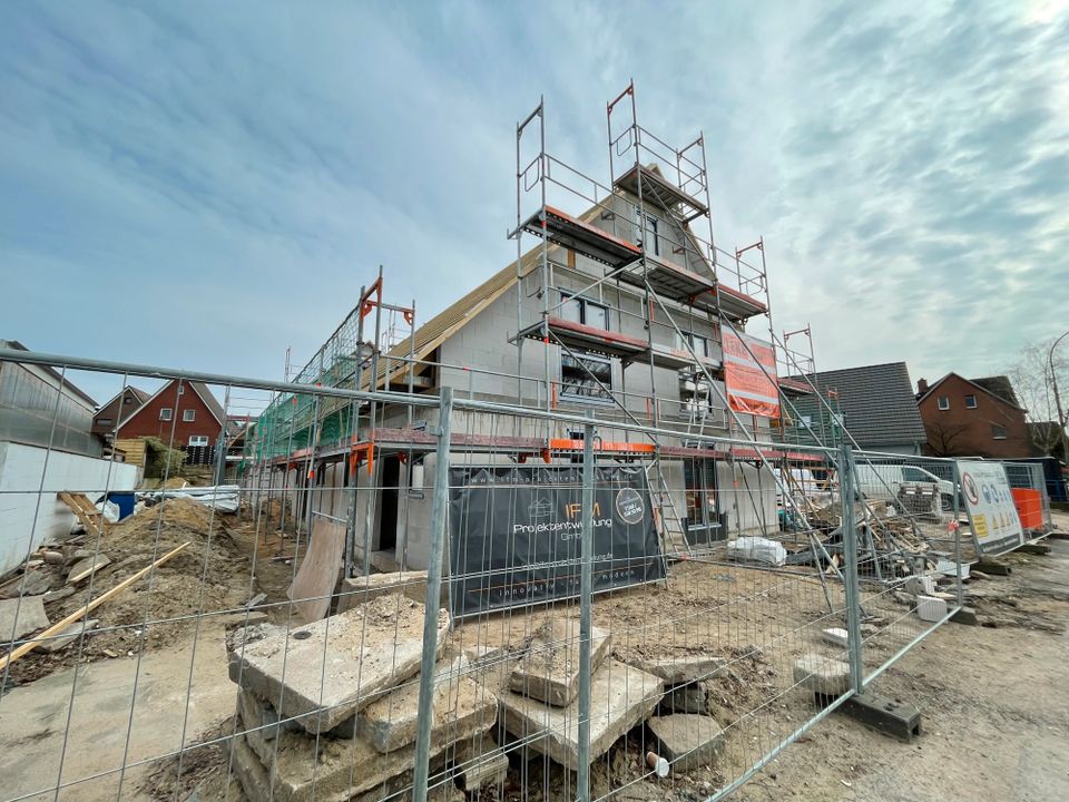 Neubau-Doppelhaushälfte inkl. Wallbox - Fertigstellung Juli 2024 in Lübeck