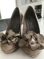 Schuhe, Pumps, High Heels von Tamaris, Gr. 36 Nordrhein-Westfalen - Lippstadt Vorschau