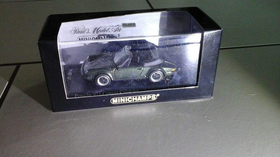 Porsche 911 1983 Modell MinicHamps in Ummendorf