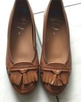 Ara Leder Schuhe Ballerina GR 6 / 39 Luftpolster College Style br Nordrhein-Westfalen - Pulheim Vorschau