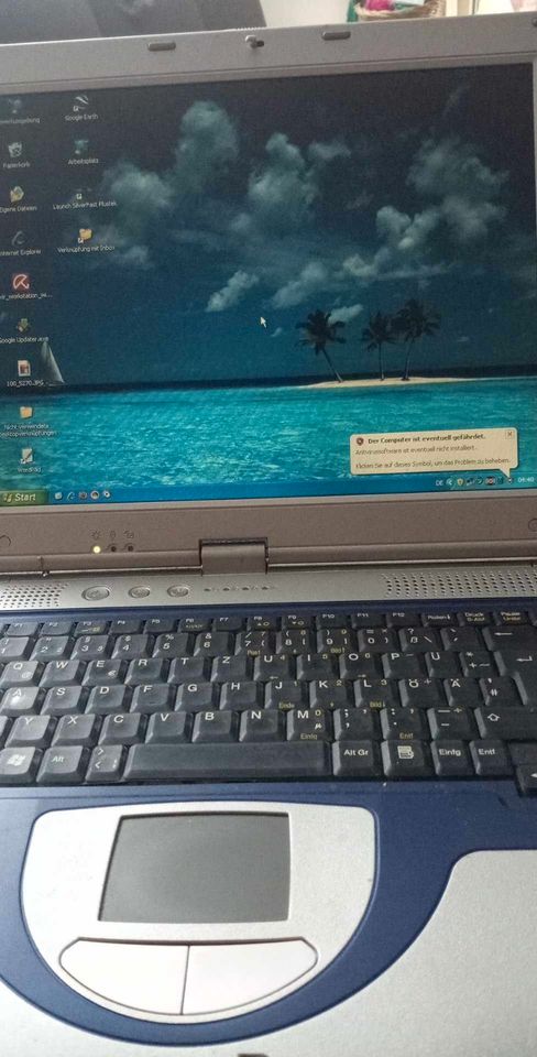 windows XP notebook farbe metallic-dunkelblau sehr guter zustand in Fürth