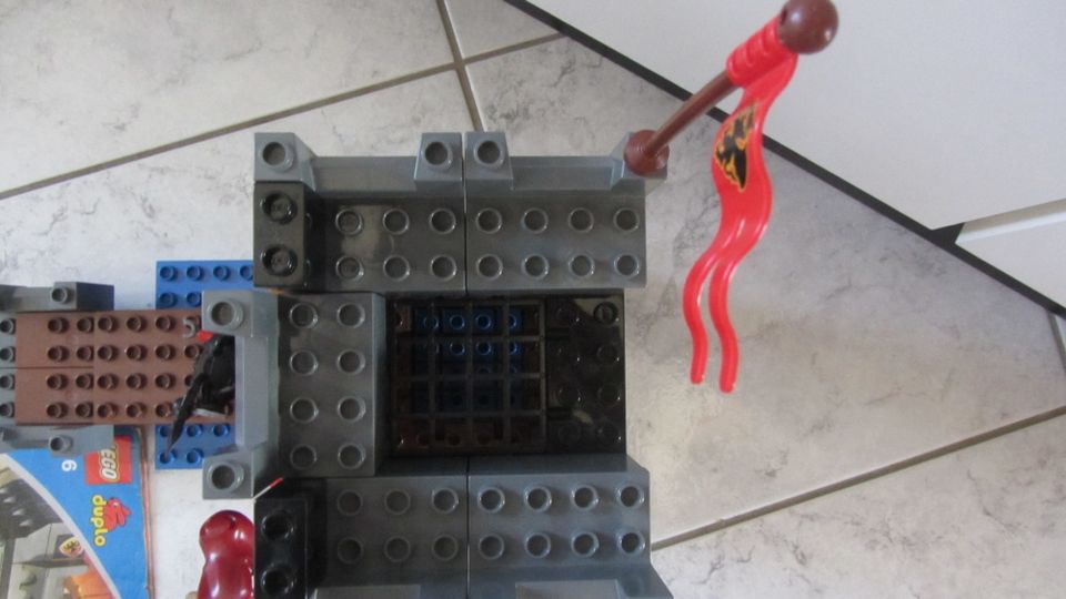 Lego Duplo 4776- Drachenturm- vollständig, Bauanleitung in Braunsbedra