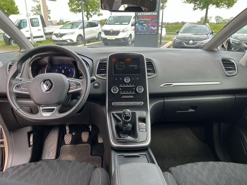 Renault Scenic IVLimited IV Limited 1.3 TCe 140 EU6d-T in Bernau