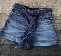 Diesel Jeans Bermudas Shorts Größe 27 wie Neu inkl. Versand Baden-Württemberg - Oberhausen-Rheinhausen Vorschau