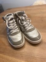 Philippe Model Sneaker oliv offwhite Creme Lack Gr.40 Nordrhein-Westfalen - Bottrop Vorschau