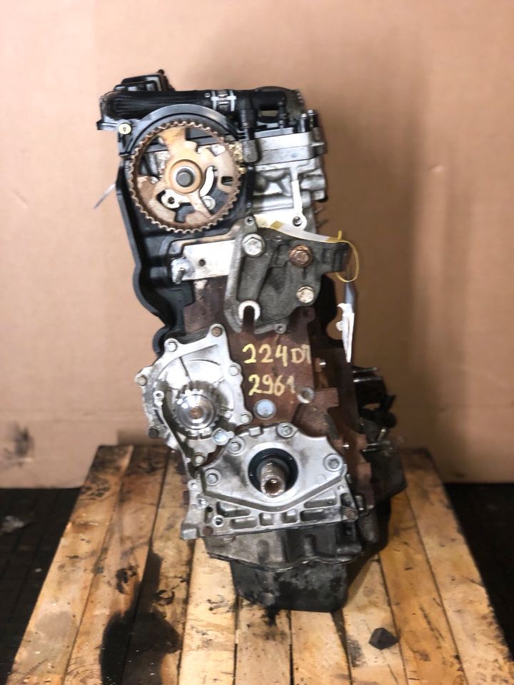 Motor 2.2D 224DT 190PS LAND ROVER EVOGUE FREELANDER 51TKM in Berlin