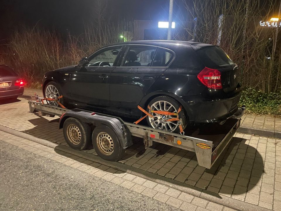 Mieten Leihen Autotrailer Autotransporter Maschinentransporter in Bielefeld