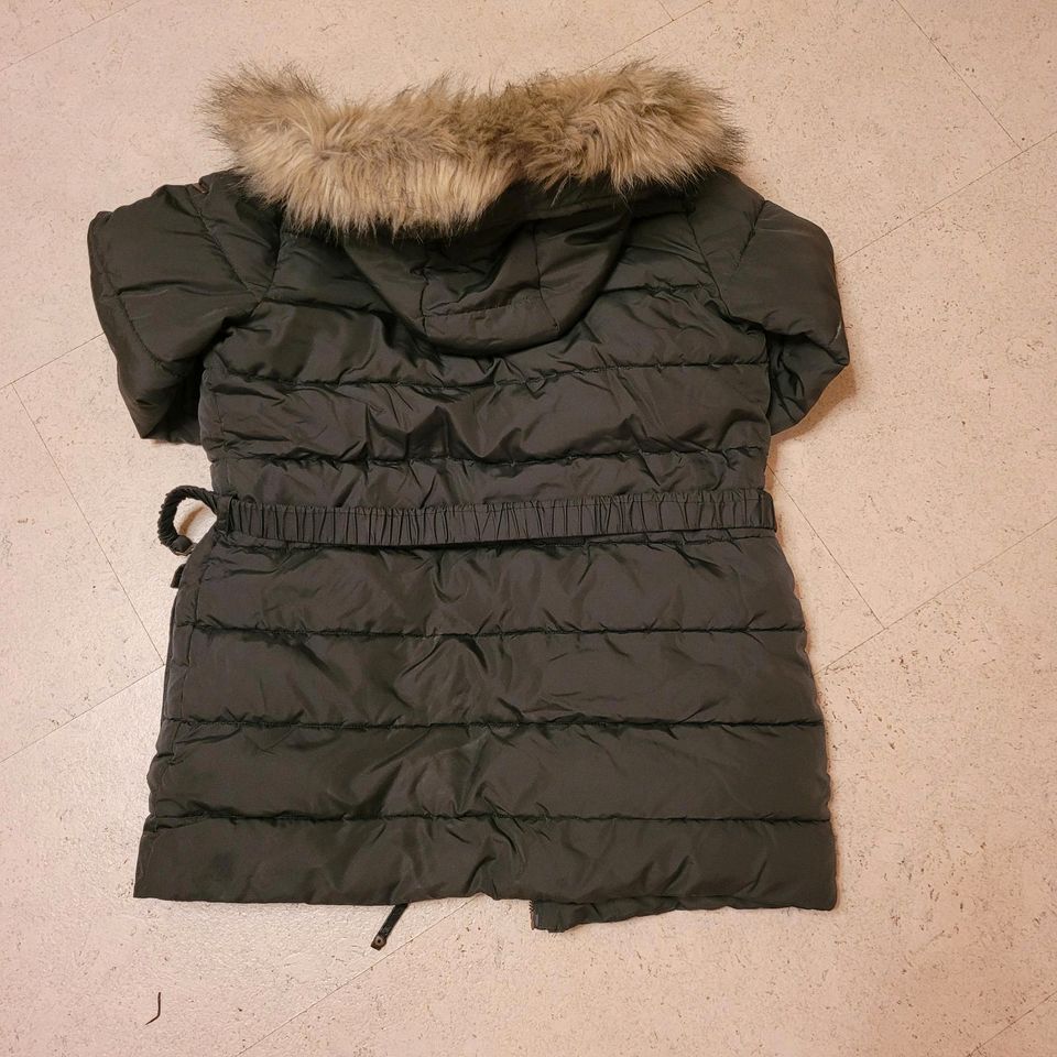 Mädchen Winterjacke Größe 152 Garcia in Hoyerswerda