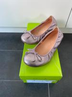 Ballerina Unisa Flieder 35 Hessen - Neu-Eichenberg Vorschau