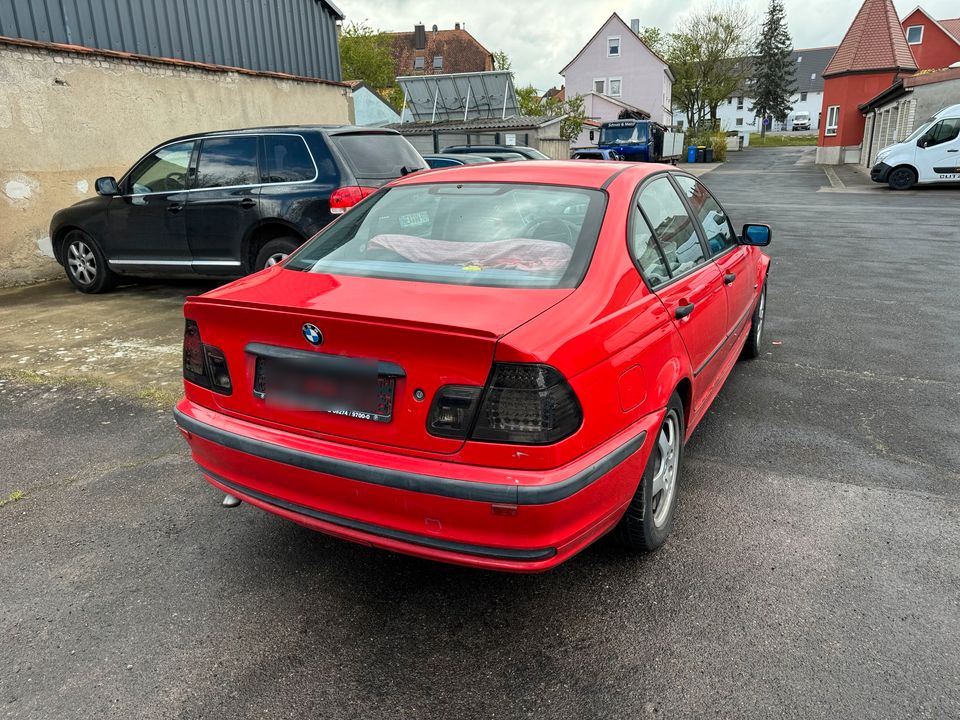 BMW e46 320d in Oberickelsheim