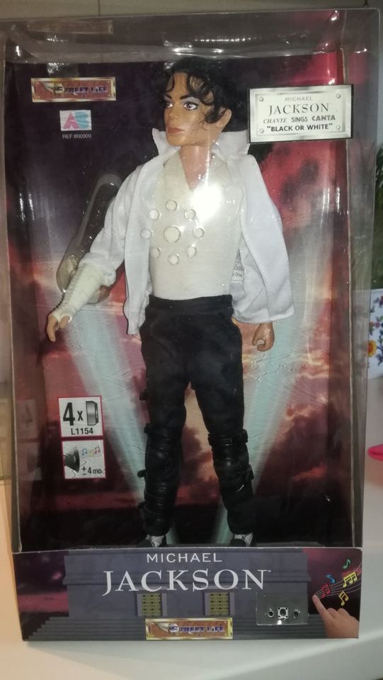 Michael Jackson Doll - Street Life in München