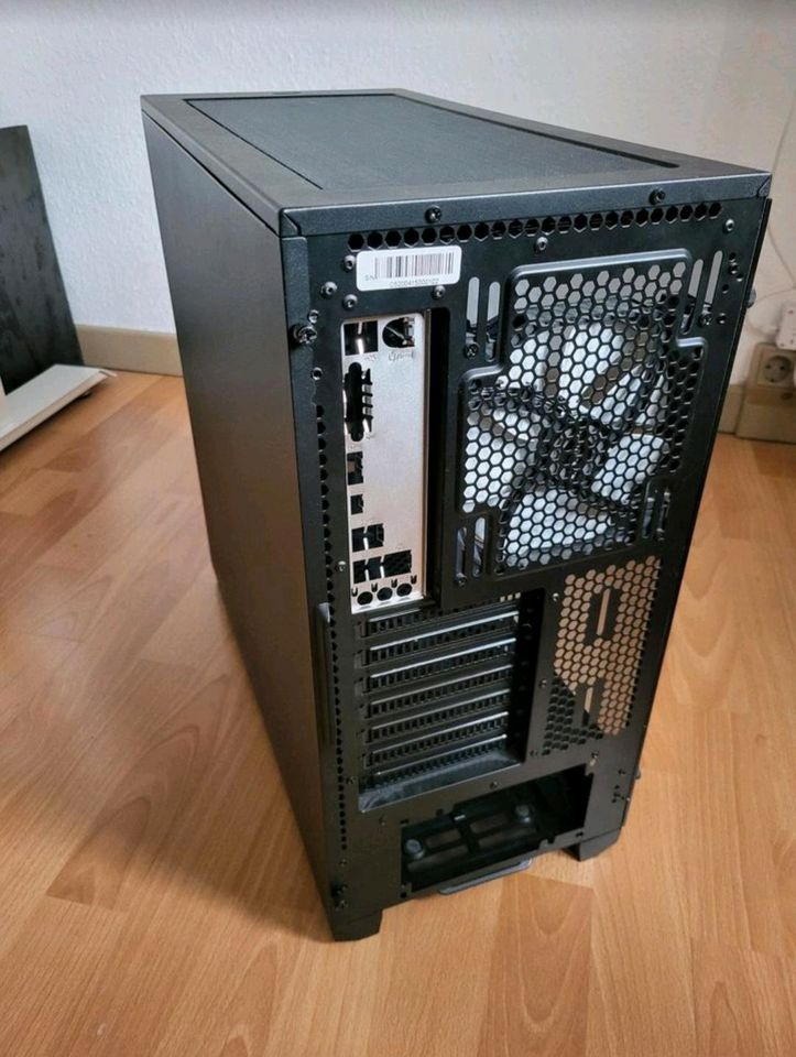 Phanteks Enthoo Pro M Tempered Glass Midi Tower in Köln