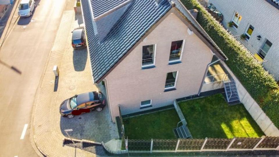 Property thumbnail 11