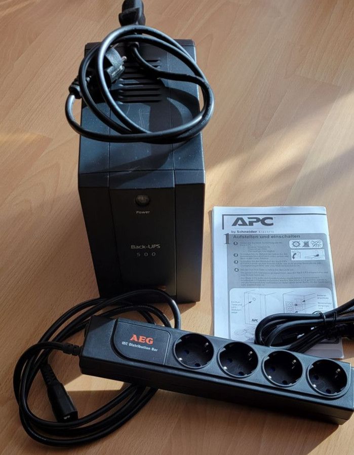 AEG Back-UPS 500 mit IEC Distribution Bar in Syke