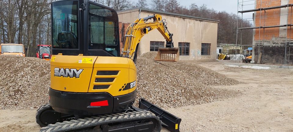 Minibagger 3,5t mieten / Vermietung Kettenbagger in Pulsnitz