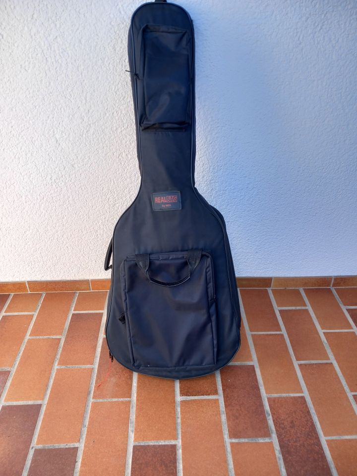 Konzert-Gitarre in Löchgau