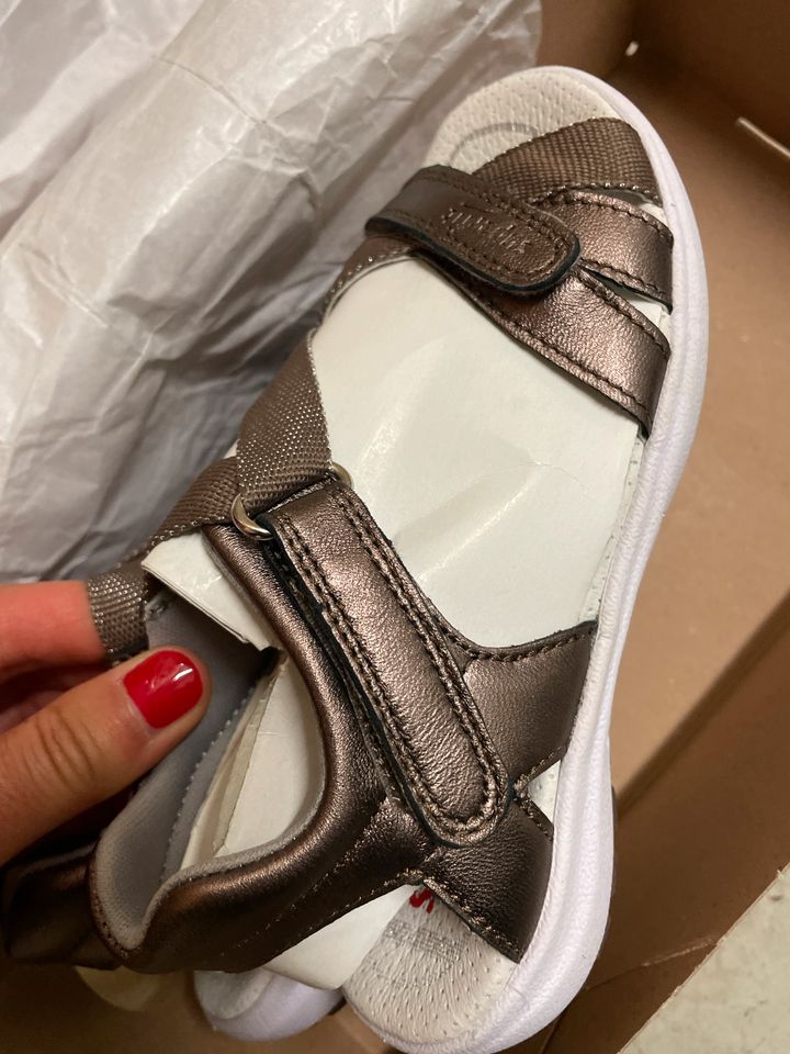 Neu mit Karton! Superfit Sandalen in Rosenheim