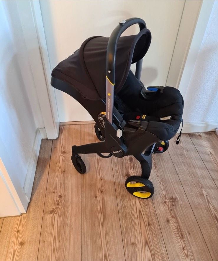 DOONA+ Babyschale, Maxi Cosi, Buggy, Wagen, Autositz, Babyschale in Walsrode