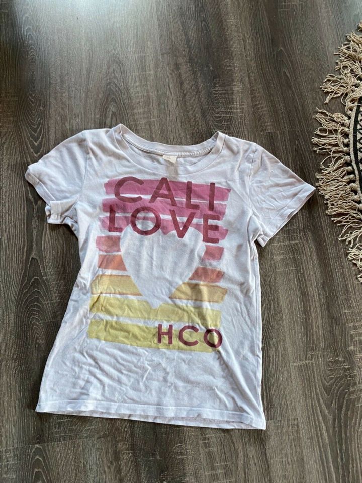 Hollister Shirt top Cali love HCO weiß gelb orange rot T-Shirt in Fürth