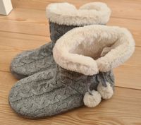 Hausschuhe/Hausboots kuschelig (ideal im Winter) zu verkaufen Niedersachsen - Braunschweig Vorschau